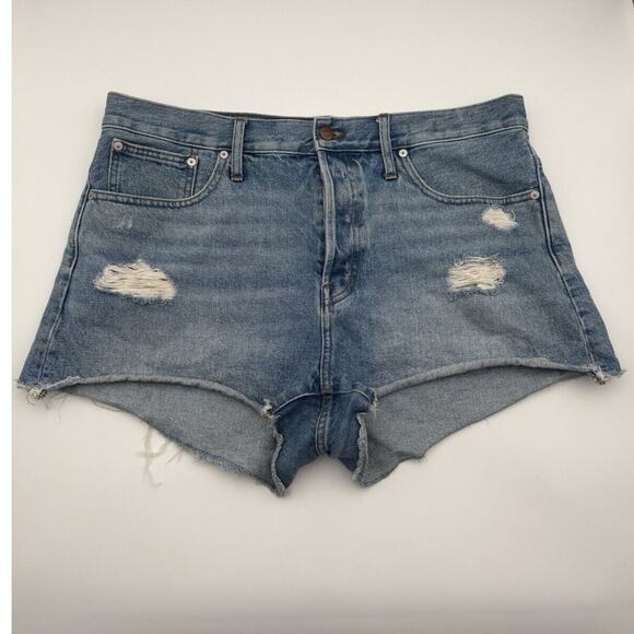 Madewell Womens‎ Relaxed Denim Jean Shorts Size 32 Light Wash Distressed Denim - Picture 1 of 9